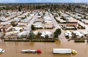 Бајден прогласи вонредна состојба во Калифорнија – најмалку 19 загинати