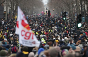 Штрајкови и протести против пензиските реформи во Франција