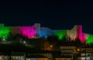 Охрид обоен во боите на ретките болести