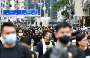 По три години, Хонгконг ја укина обврската за носење маски: Се враќаме во нормала