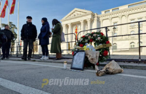 Жално е во 21 век да се умира од болест за која има лек, револтирани сме од предолгото чекање, нема веќе време, рекоа болните од цистична фиброза