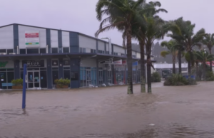 (ВИДЕО) Нов Зеланд прогласи национална вонредна состојба поради големите поплави