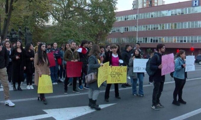 protesti studenti