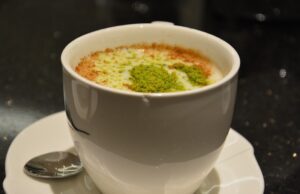 Шест необични утрински пијалоци од различни делови на светот