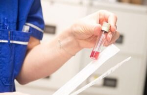 Американската Агенција за храна и лекови го одобри првиот домашен тест за ковид и грип