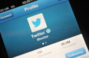 Падна Твитер