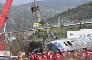 Уапсениот за железничката несреќа во Грција денеска ќе биде изведен пред истражен судија