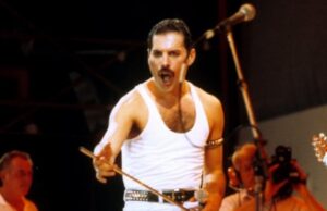 1.500 предмети од приватната колекција на Фреди Меркјури се на продажба