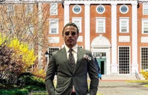 Солт Бае ги налути луѓето поради попустот што им го понуди на студентите во неговиот ресторан