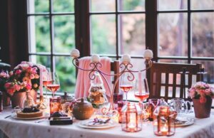 Утре внимавајте на празничната трпеза: 10 велигденски симболи кои треба да се на неа