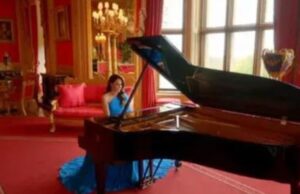 Кејт Мидлтон свиреше клавир со минатогодишните победници во финалето на Евровизија