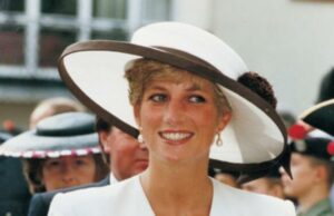 Историскиот ѓердан на Лејди Ди оди на наддавање