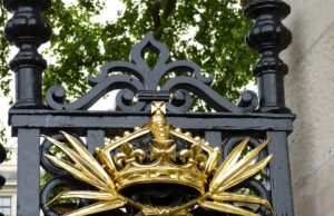 Зошто американските претседатели не присуствуваат на крунисувањето на британските монарси?