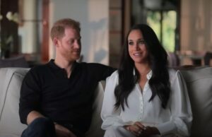 Читач на усни откри што му рекол принцот Хари на човекот до него на крунисувањето на Чарлс