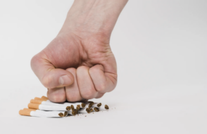 СЗО: Очекуваниот животен век се зголемува за околу десет години за оние кои се откажале од пушењето во своите 30-ти години