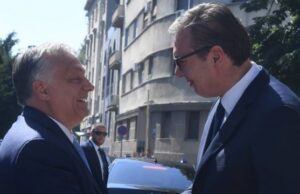 Орбан до Вучиќ: „Драг Александар, пушти ги косовските полицајци!“