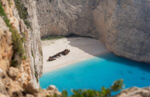 Оваа плажа во Грција е најфотографирана и најпопуларна на Инстаграм