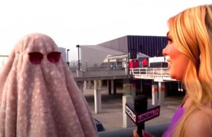 Обожавателка на Тејлор Свифт дојде на концерт вака – еве која е причината!