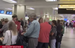 Поплави и невреме во Њујорк, откажани летови на трите главни аеродроми