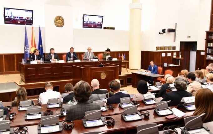 evropski prasanja sobranie komisija