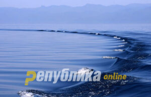 Во Охридското езеро се испуштаат фекалии, но тоа не влијае на квалитетот на водата, тврдат од ИЈЗ
