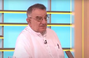 Ми се јавува пријателот, вели само што стигнавме во Грција а…