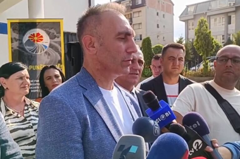 Груби: Изборите не се решение, власта работи и со ВМРО-ДПМНЕ за обезбедување на уставните измени