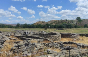 Да се врати публиката во театарот во Стоби