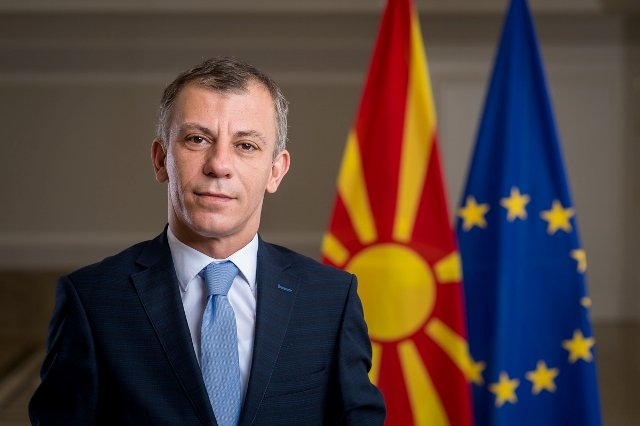 Edmond_Ademi_Minister