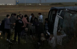 Грција; Четворица загинати кога автомобил удри во автобус со српски туристи