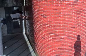 Убиец избега од американски затвор: „Одеше како рак по ѕидот“