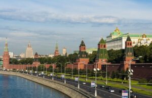 Русија реагира на испраќањето контроверзна муниција во Украина: „Тоа е криминален чин“