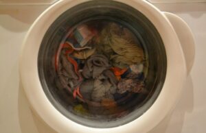 Две грешки кои повеќето луѓе ги прават со капсулите за перење