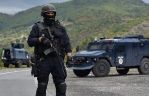 Косовската полиција најде руски документи во запленетите возила