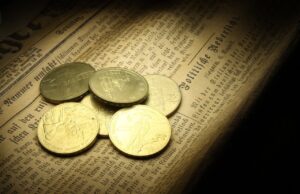 При прошетка во природа, Норвежанец открил древни златни предмети