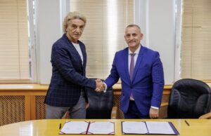 Платите на вработените во јавно здравство кои се помали од минималната зголемени за 10 отсто