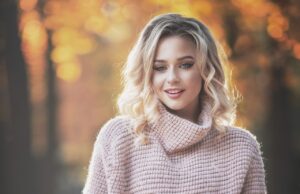Есенска нега на лицето: Како да ја заштитите кожата и да ја подготвите за студените денови