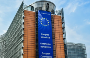 ЕК: Земјите од ЕУ не се обврзани да ги координираат дозволите за прелет и слетување на руски авиони