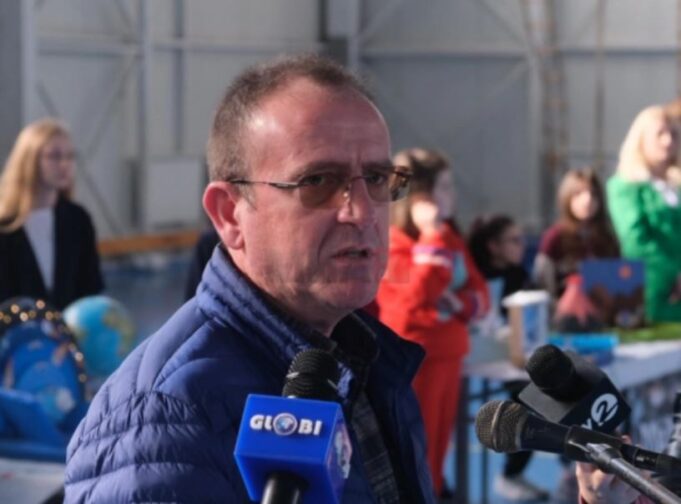 taravari vo opozicija