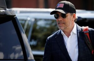 Синот на Бајден обвинет за затајување данок