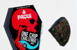 Oпасен тренд се шири меѓу младите: Јадат чипс 300 пати полут од чили и објавуваат на Тик-Ток