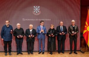 Орден за заслуги за Беговска, Чоревски, Лукаревски, Абази, Николова, Вртев и Унковски