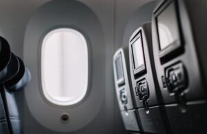 Стјуардеса: Никогаш не правете ги овие три работи во авиони