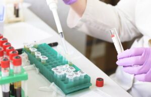 Руски научници се блиску до создавање вакцина против рак, соопшти Путин