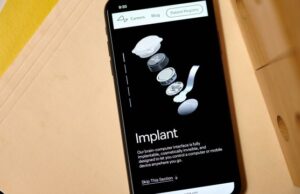 Првиот човек со чип Neuralink играше шах на компјутер во видео стриминг