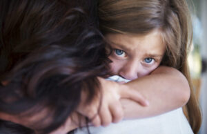 Четири прегратки дневно за среќно детство, осум за задоволството и 12 прегратки за самодоверба и за развој