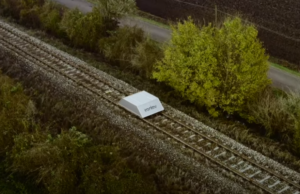 (ВИДЕО) Италијанците тестираа левитациски воз: „Ќе вози до 200 км/ч“