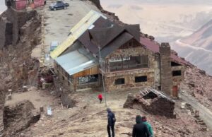 Ски-центар без снег и највисокиот ресторан на светот