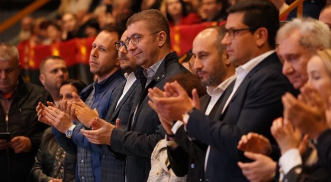 mickoski za pendarovski5