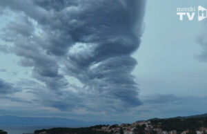 ФОТО: Необична појава на небото кај Хвар